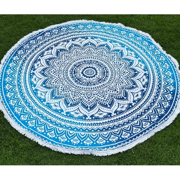 Roundie - Picture 4 of 8